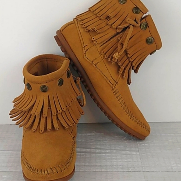 ♥️SOLD!♥Minnetonka Double Fringe Studded Moccasins - Picture 12 of 12